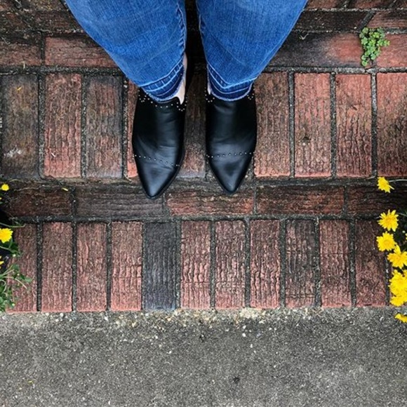 💓SOLD Crista Black Studded Pointed Toe Heeled - Picture 4 of 8